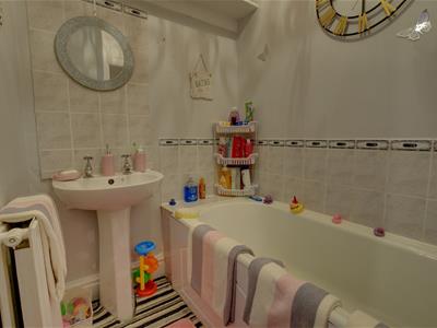 Picture 10